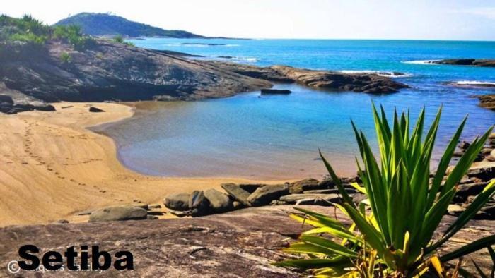 Apartamento Vista Mar 209 - 2 Quartos - Praia Do Morro - Predio Frente Mar - Varanda Com Vista Mar - Elevador - Atravessou A Avenida, Ja Esta Na Praia - Com Garagem - Internet กวาราปารี ภายนอก รูปภาพ